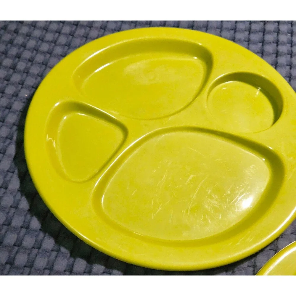 Vintage 1970s Avocado Green Divided Cafeteria Plates Set of 3 11